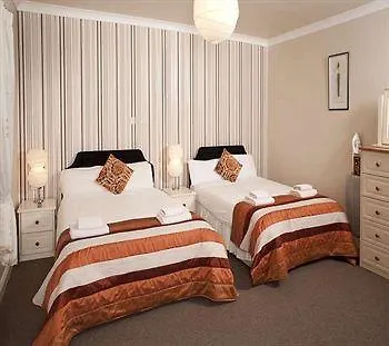 Pembroke House Bed & Breakfast