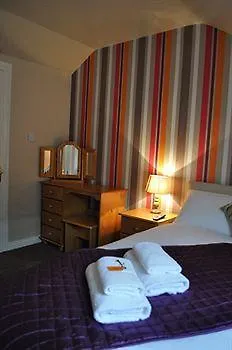 Pembroke House 4* Galway