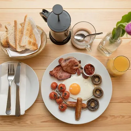 Bed & Breakfast Pembroke House